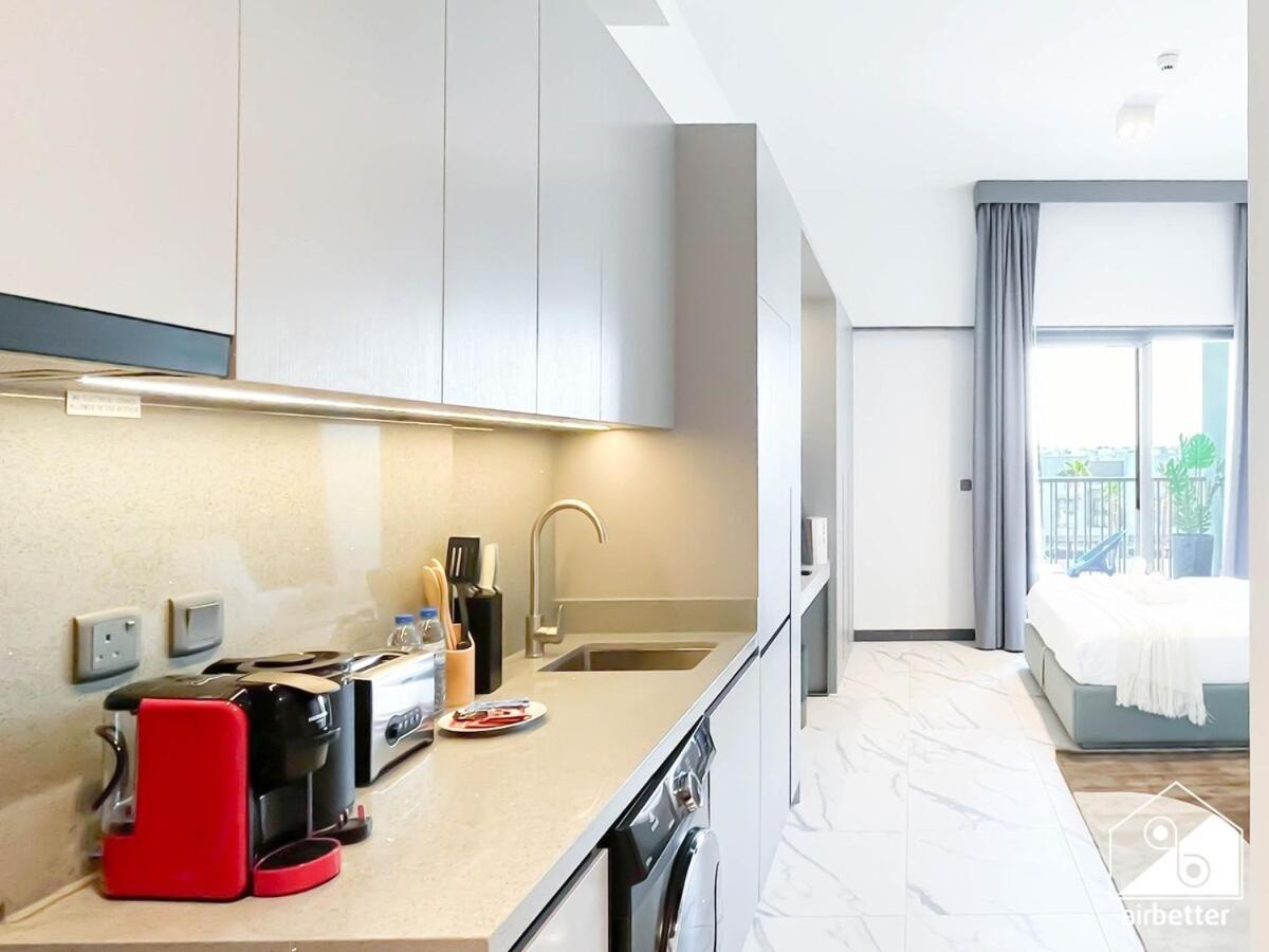 Apartment Mag 920 Modern Minutes From Downtown Dubai